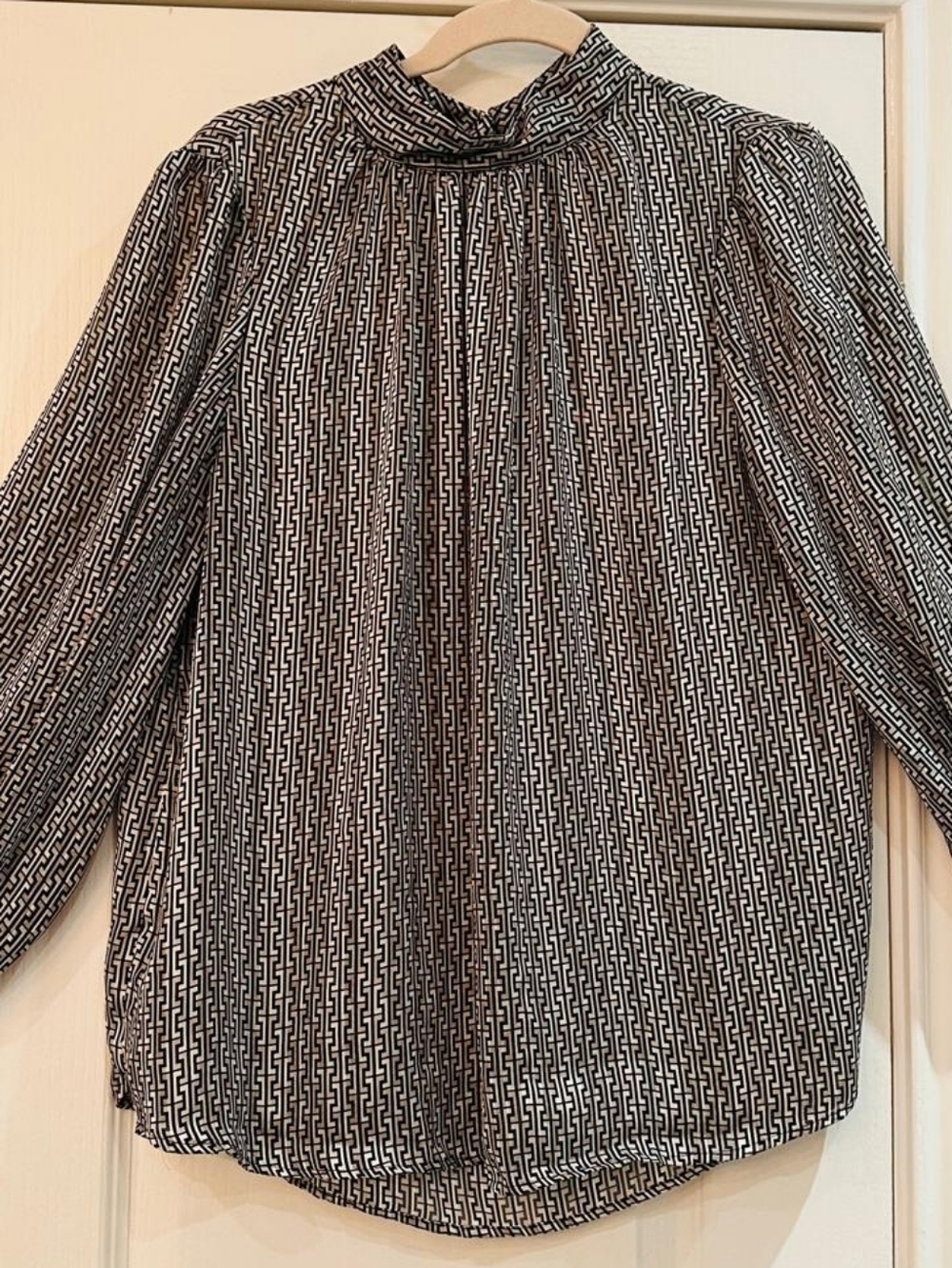 H&M Black and Beige Geometric Print Long-Sleeve Blouse